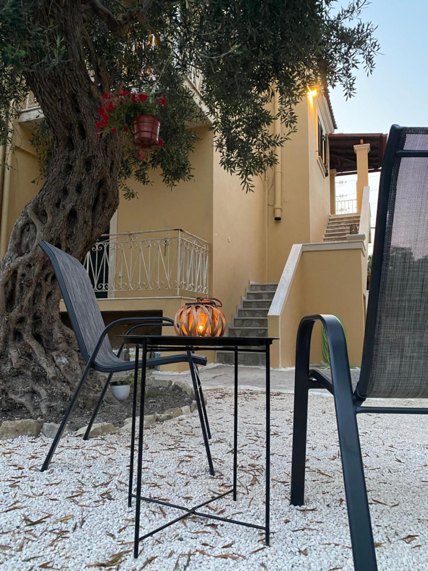 Alexandra'S Boutique House Kato Garouna Exterior foto