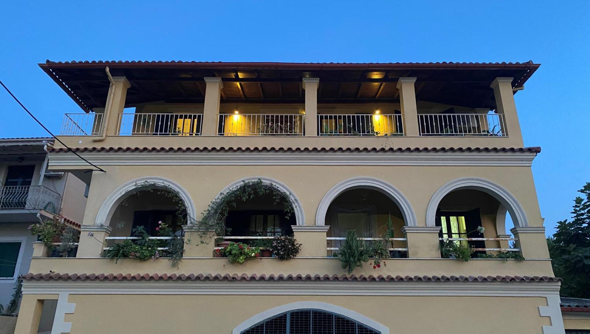 Alexandra'S Boutique House Kato Garouna Exterior foto